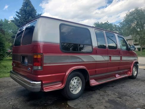 Used 1993 Ford E-150 and Econoline 150 image 5
