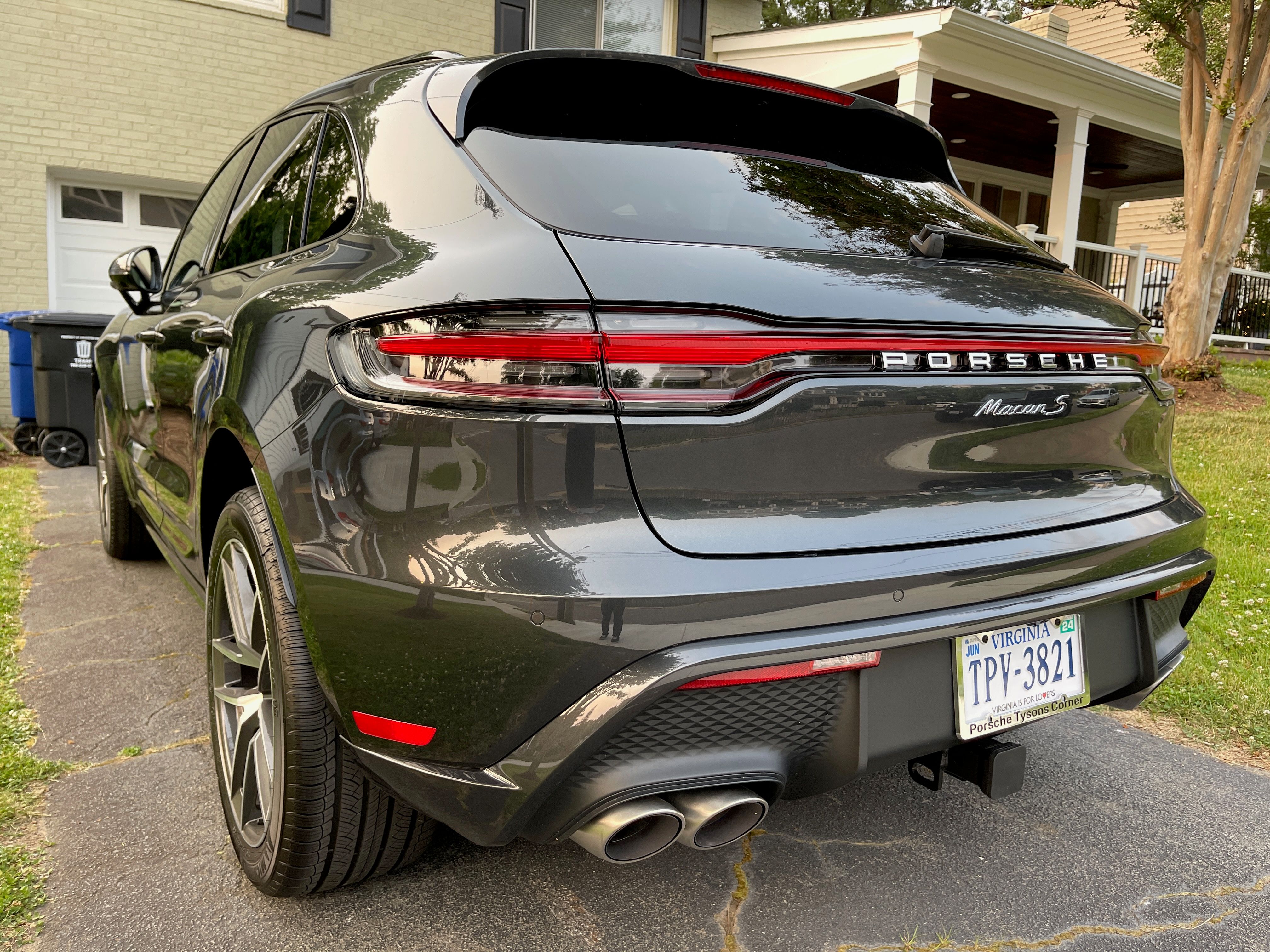 Used 2023 Porsche Macan S AWD/4WD image 4