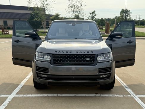 Used 2017 Land Rover Range Rover HSE image 12