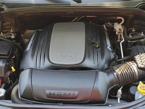 Used 2018 Dodge Durango R/T w/ Technology Group image 32