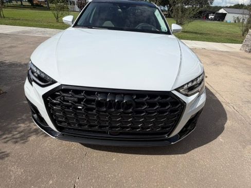 Used 2024 Audi A8 L 3.0T AWD/4WD image 9