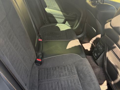 Used 2017 Dodge Charger R/T image 11