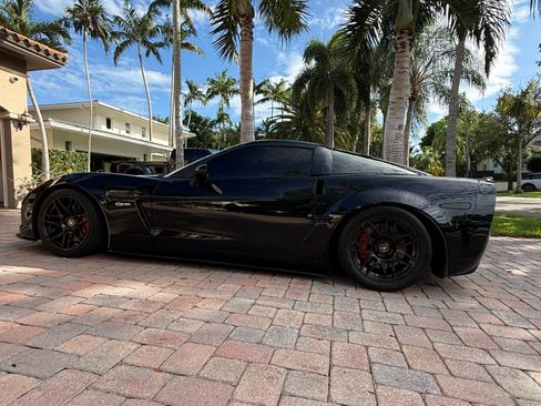 Used 2008 Chevrolet Corvette Z06 w/ Preferred Equipment Group RWD image 6