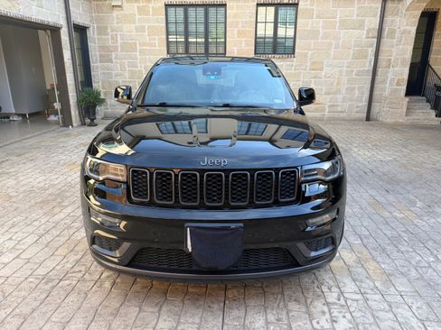 Used 2018 Jeep Grand Cherokee High Altitude image 1