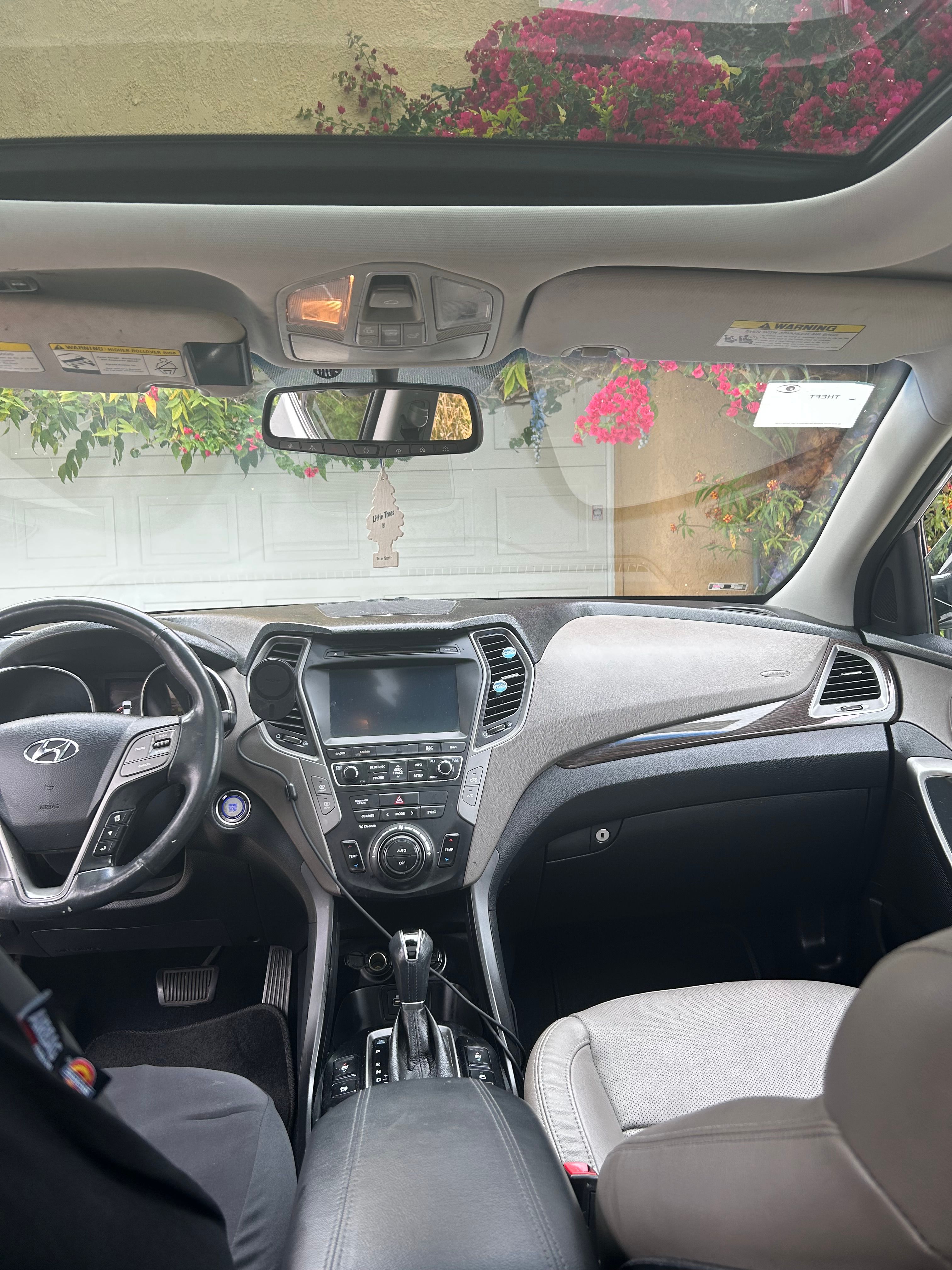 Used 2017 Hyundai Santa Fe Sport FWD image 11