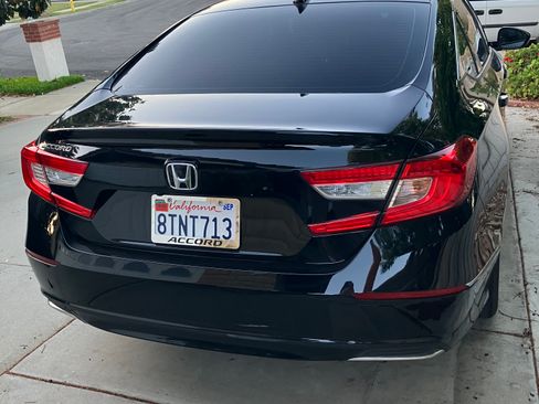 Used 2020 Honda Accord EX image 12