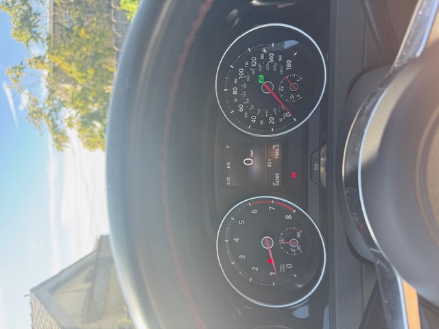 Used 2020 Volkswagen GTI SE FWD image 6