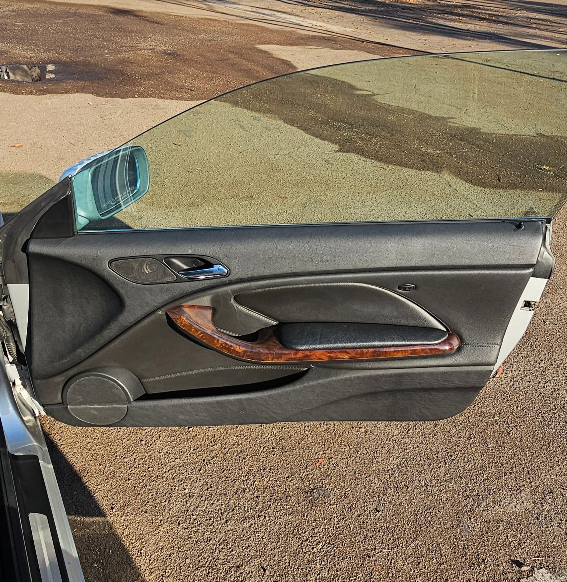 Used 2001 BMW 330Ci Convertible RWD image 12