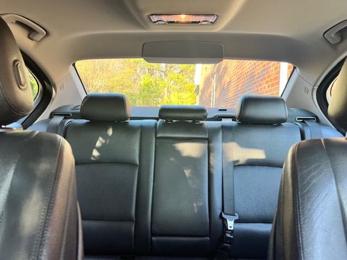 Used 2016 BMW 528i xDrive Sedan image 16