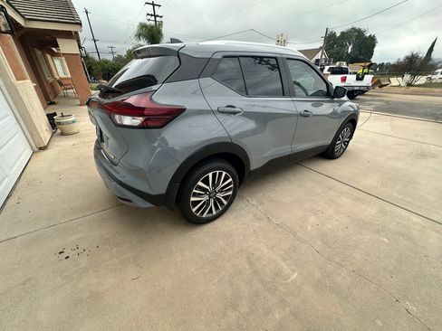 Used 2024 Nissan Kicks SV image 5