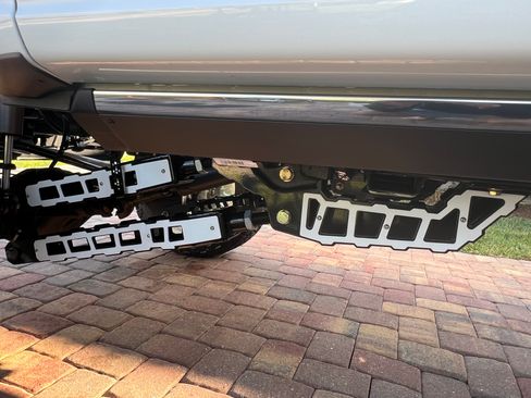 Used 2024 Ford F250 Limited w/ FX4 Off-Road Package image 12