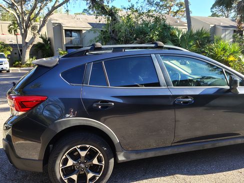 Used 2019 Subaru Crosstrek 2.0i Premium w/ Moonroof Package image 8