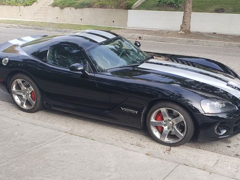 Used 2006 Dodge Viper SRT-10 RWD image 4