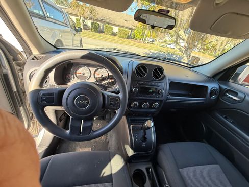 Used 2012 Jeep Patriot Sport w/ PWR Value Group image 9