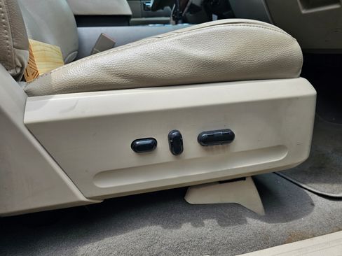 Used 2007 Ford Expedition EL Limited image 15