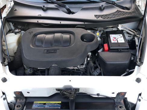 Used 2011 Chevrolet HHR LT image 12