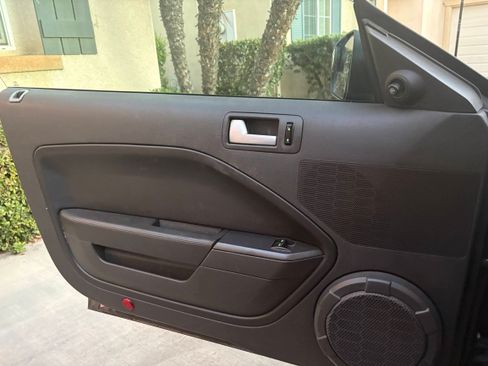 Used 2007 Ford Mustang GT Premium image 5