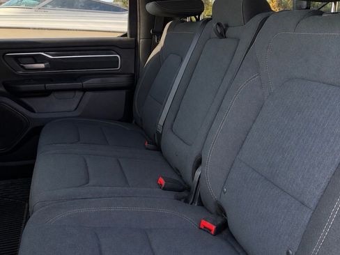 Used 2019 RAM 1500 Big Horn AWD/4WD image 14