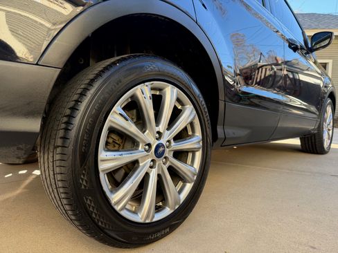 Used 2018 Ford Escape Titanium w/ Ford Safe & Smart Package image 6