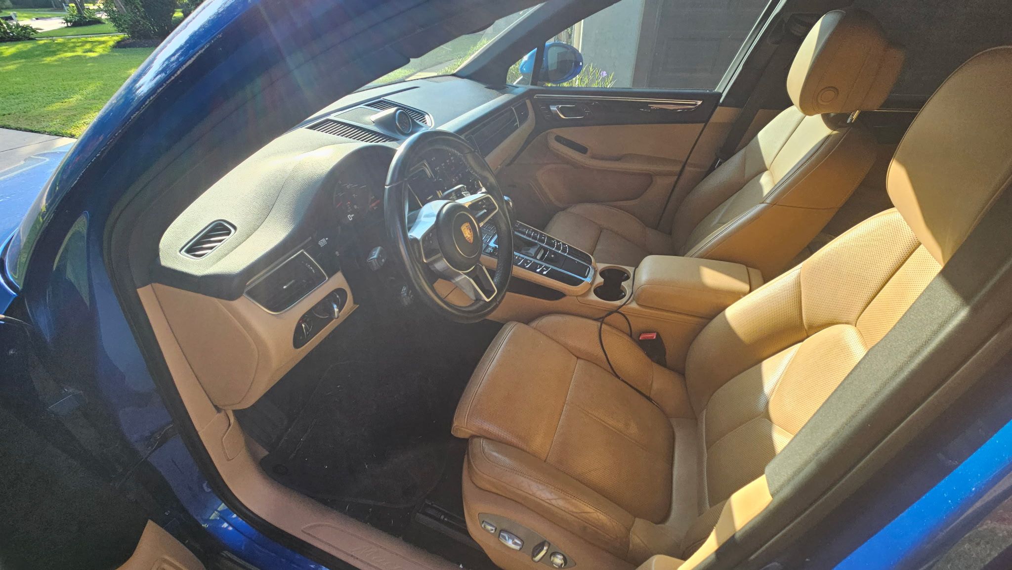 Used 2018 Porsche Macan Sport Edition AWD/4WD image 5
