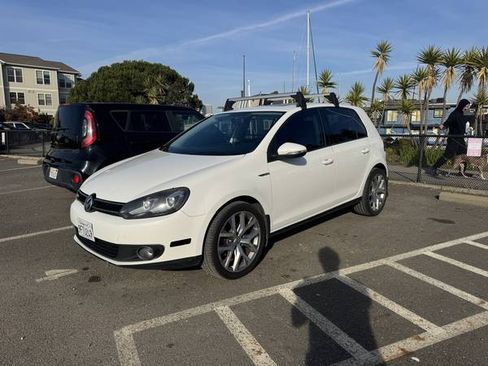 Used 2012 Volkswagen Golf TDI image 5
