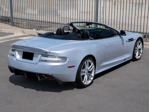 Used 2011 Aston Martin DBS Volante RWD image 30