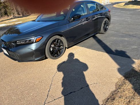 Used 2025 Honda Civic Sport image 8