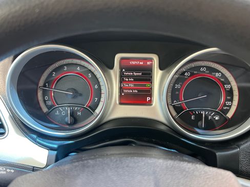 Used 2014 Dodge Journey American Value Package FWD image 12