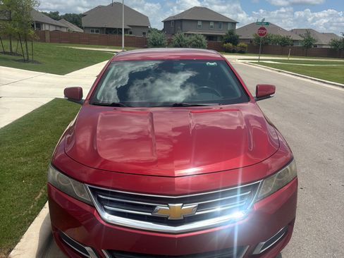 Used 2015 Chevrolet Impala LT w/ Convenience Package FWD image 2