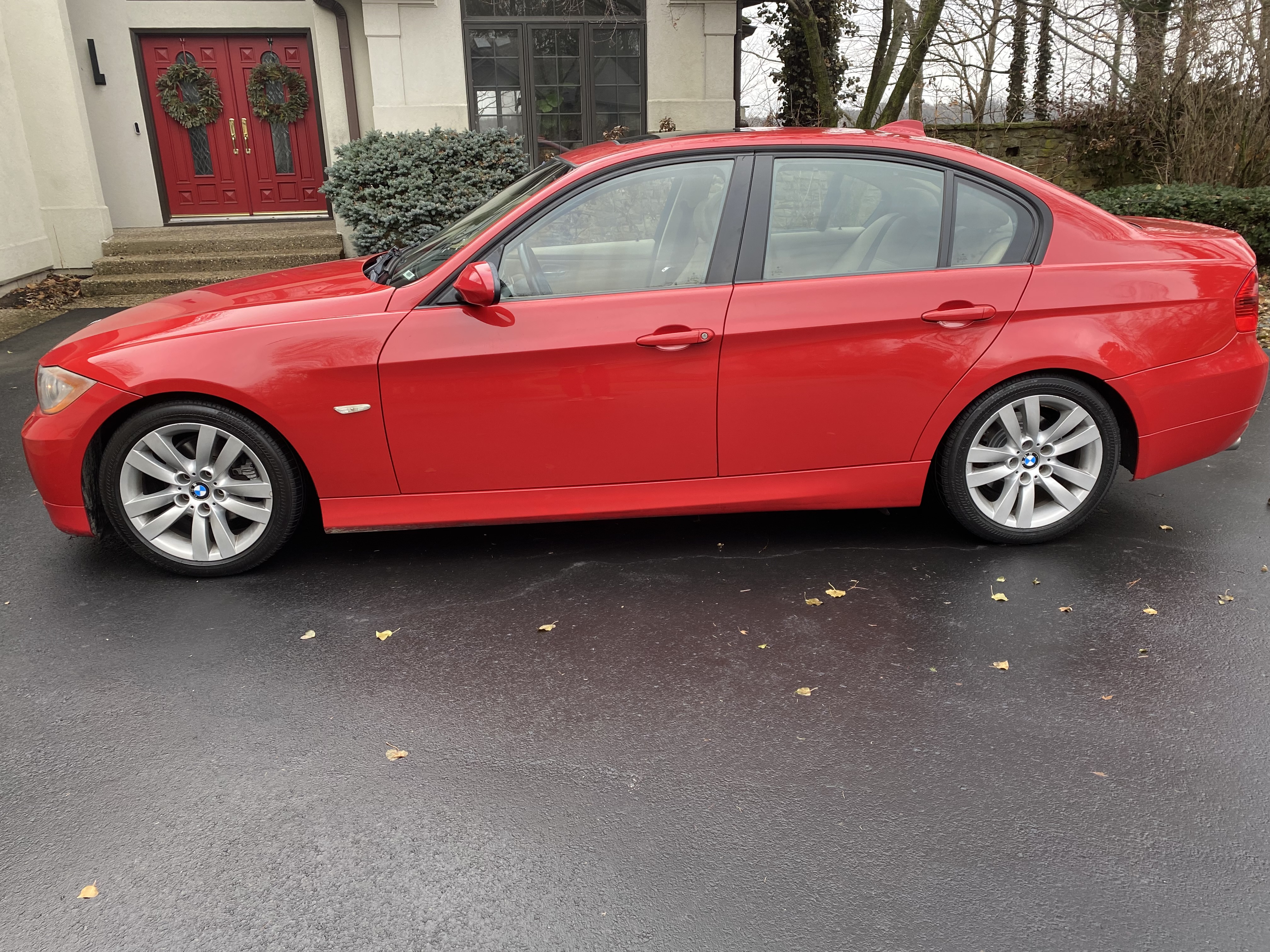Used 2006 BMW 325i Sedan RWD image 4