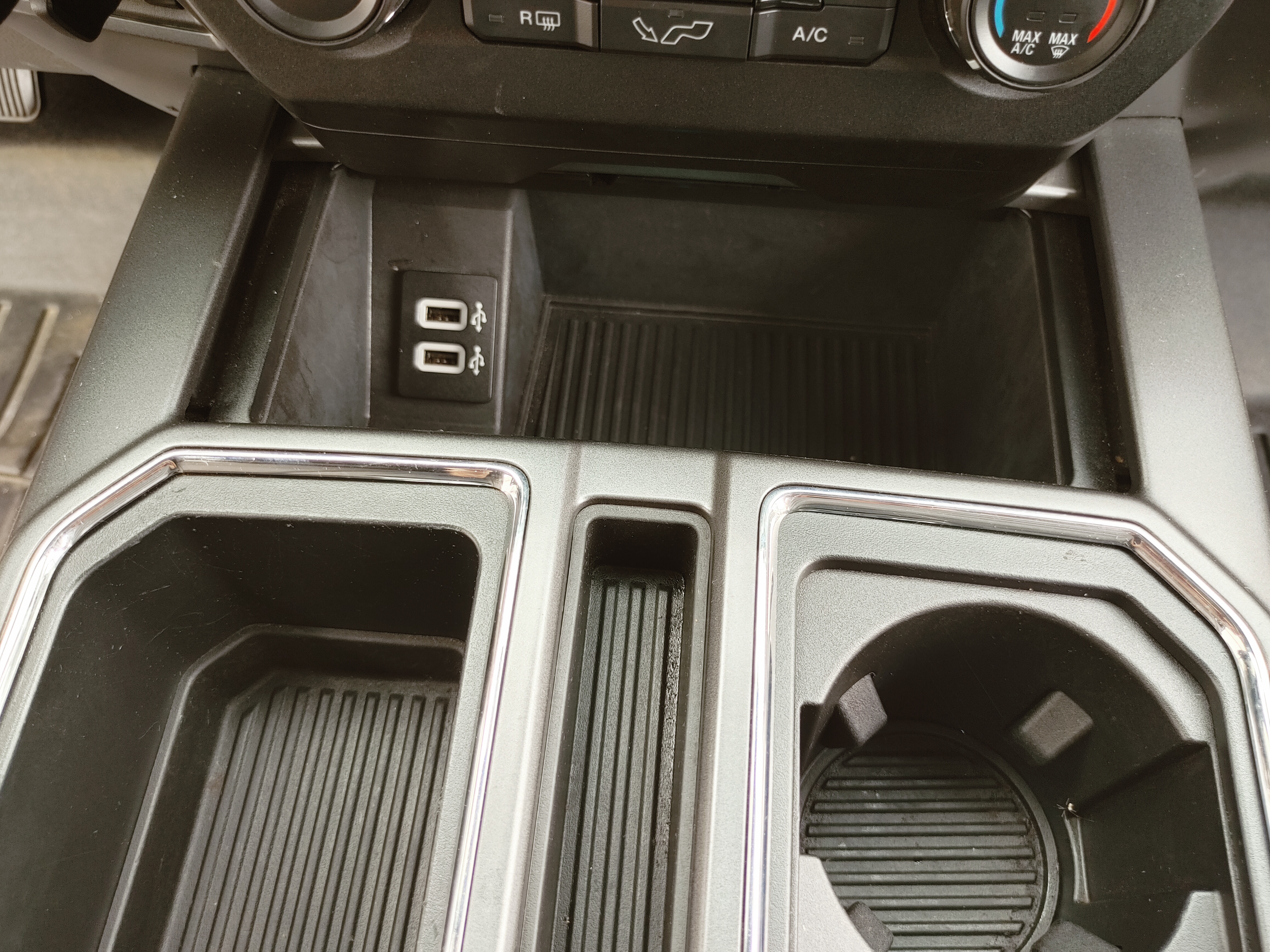 Used 2019 Ford F150 XLT w/ Equipment Group 302A Luxury AWD/4WD image 22