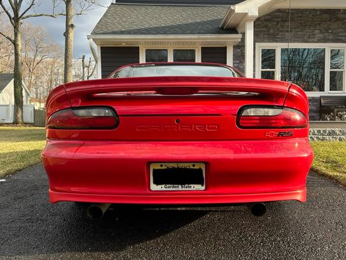 Used 1997 Chevrolet Camaro RS w/ Preferred Equipment Group 2 image 10