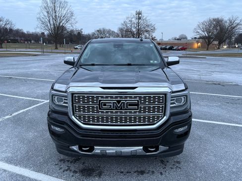 Used 2018 GMC Sierra 1500 Denali image 2