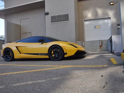 Used 2012 Lamborghini Gallardo LP 570-4 Super Trofeo Stradale image 6