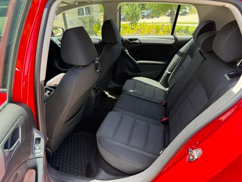 Used 2013 Volkswagen Golf TDI FWD image 17