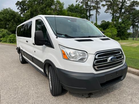 Used 2016 Ford Transit 350 XLT RWD image 1