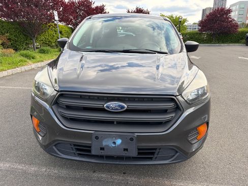 Used 2018 Ford Escape S FWD image 4