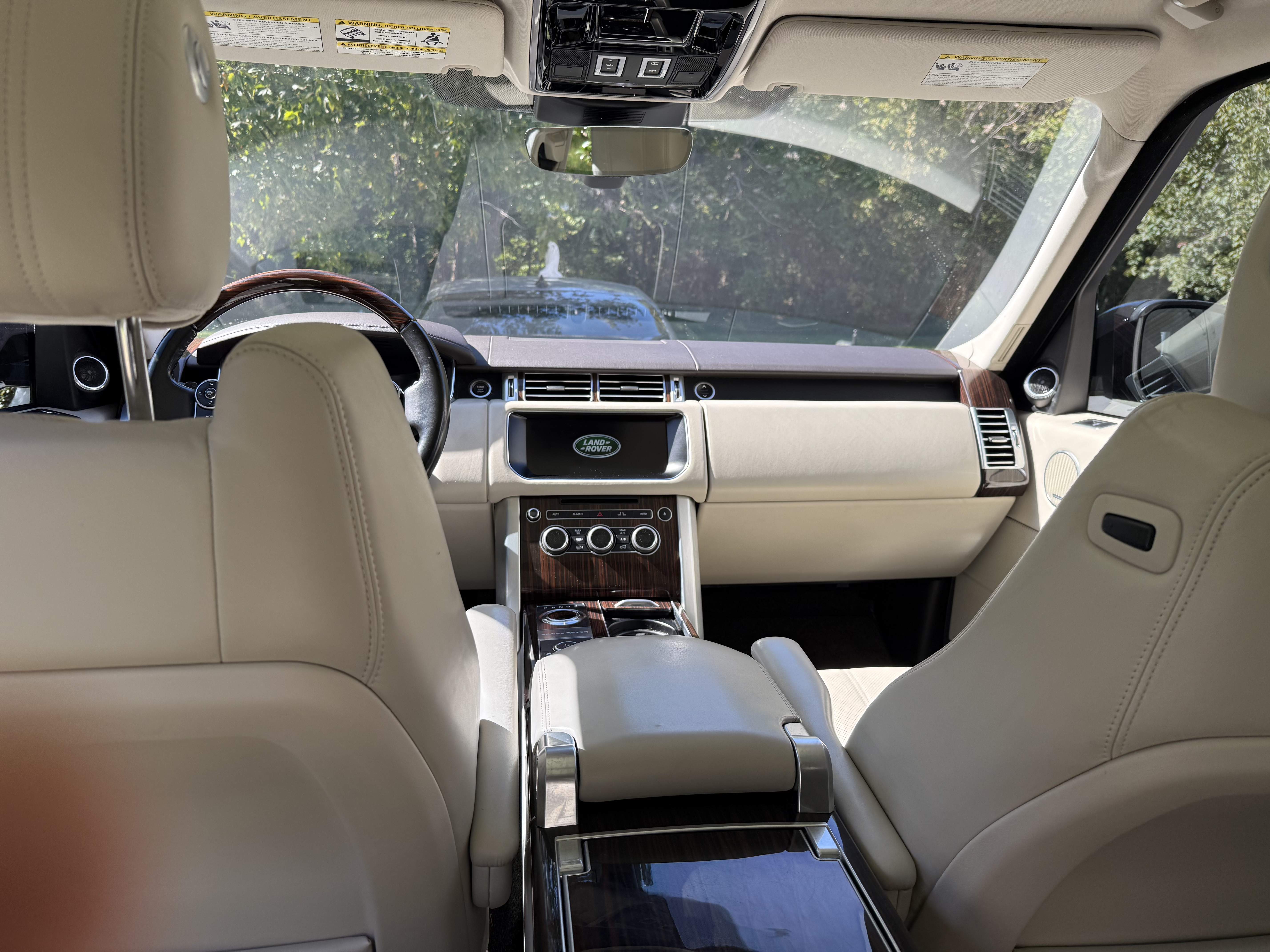 Used 2017 Land Rover Range Rover Long Wheelbase Supercharged AWD/4WD image 2