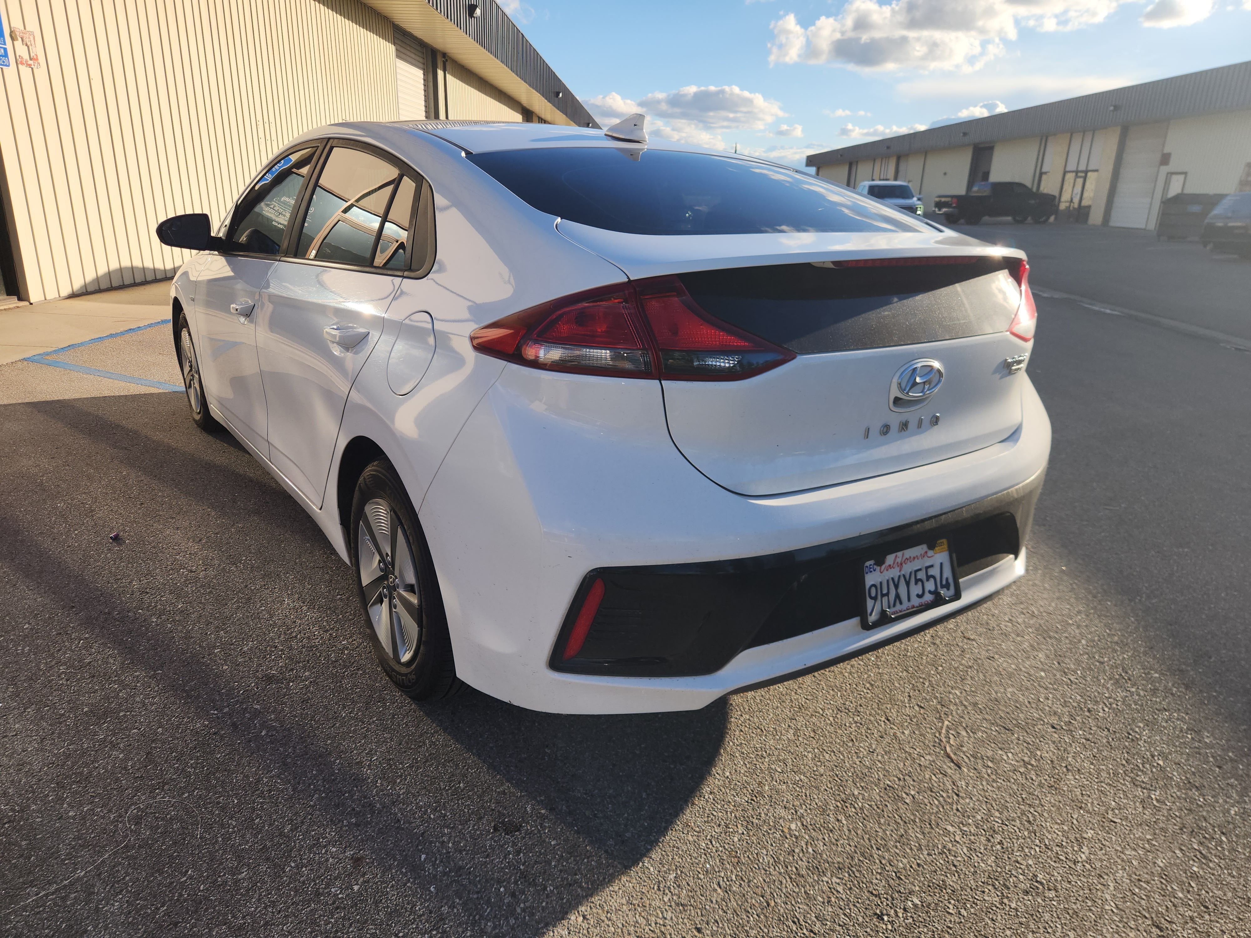Used 2019 Hyundai Ioniq Blue FWD image 2