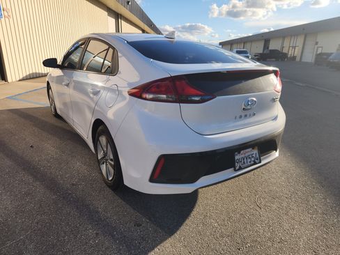 Used 2019 Hyundai Ioniq Blue image 2