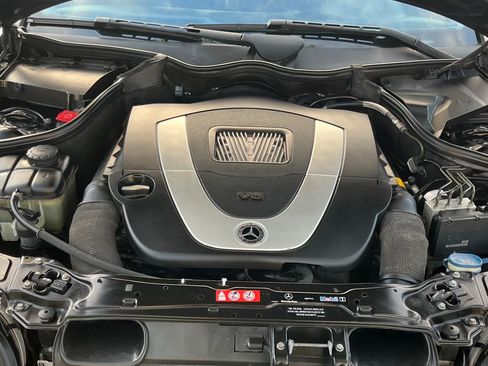 Used 2006 Mercedes-Benz C 230 Sedan image 9