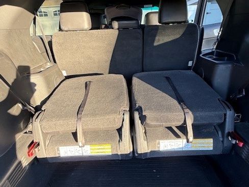 Used 2013 Ford Explorer XLT image 16