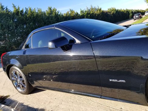 Used 2006 Cadillac XLR image 5