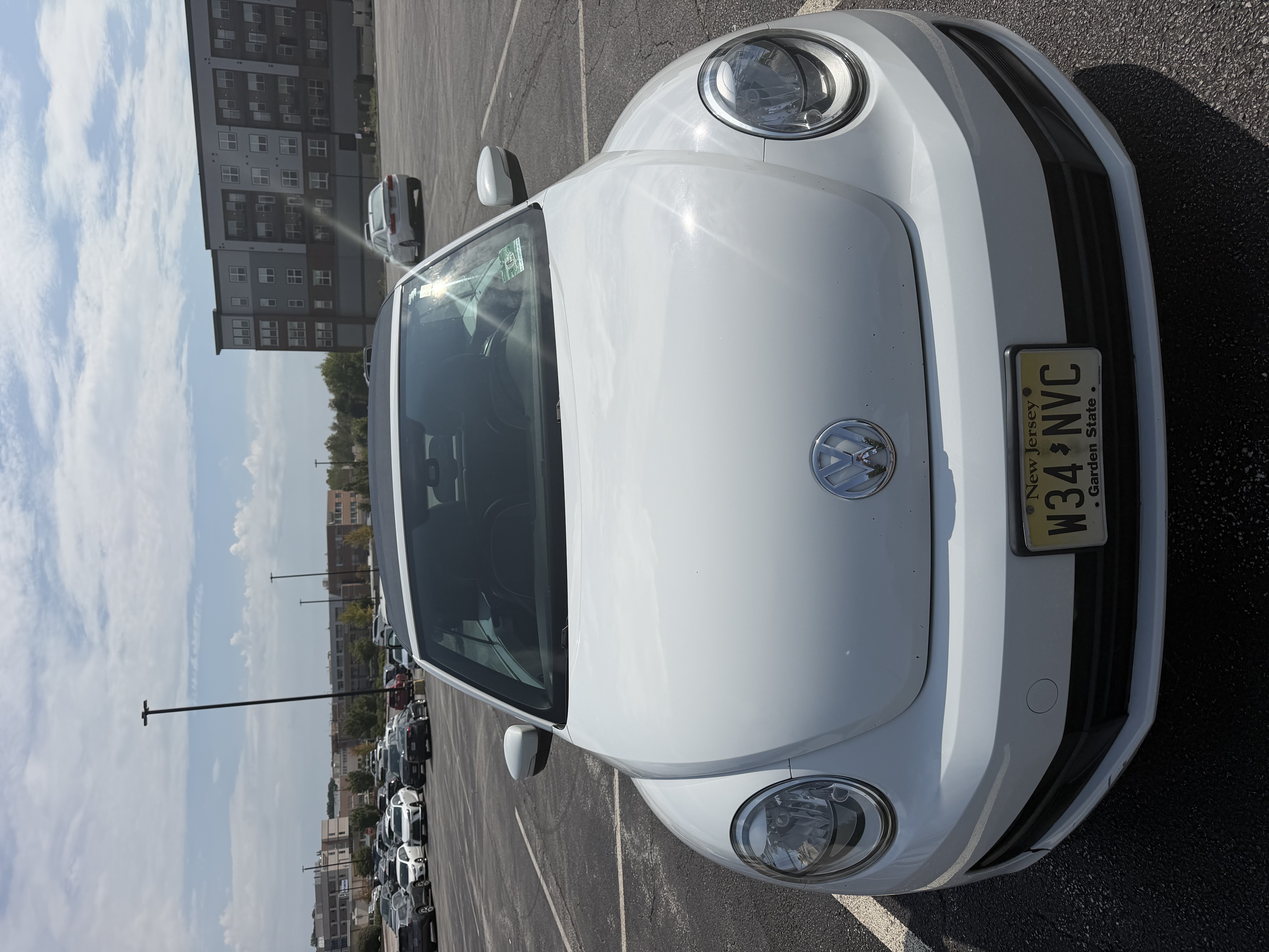 Used 2016 Volkswagen Beetle 1.8T Denim FWD image 2