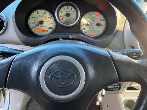 Used 2003 Toyota RAV4 2WD image 17