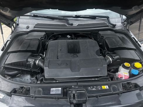 Used 2013 Land Rover Range Rover Sport HSE LUX w/ Luxury Interior Pkg image 22