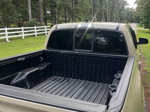 Used 2019 Toyota Tacoma SR5 RWD image 20