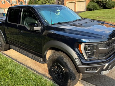 Used 2023 Ford F150 Raptor w/ Raptor Carbon Fiber Package AWD/4WD image 2