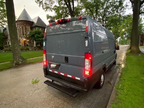 Used 2019 RAM ProMaster 3500 FWD image 5