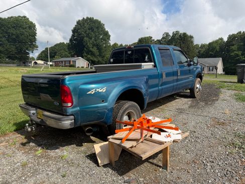 Used 2001 Ford F350 4x4 Crew Cab DRW Super Duty image 6